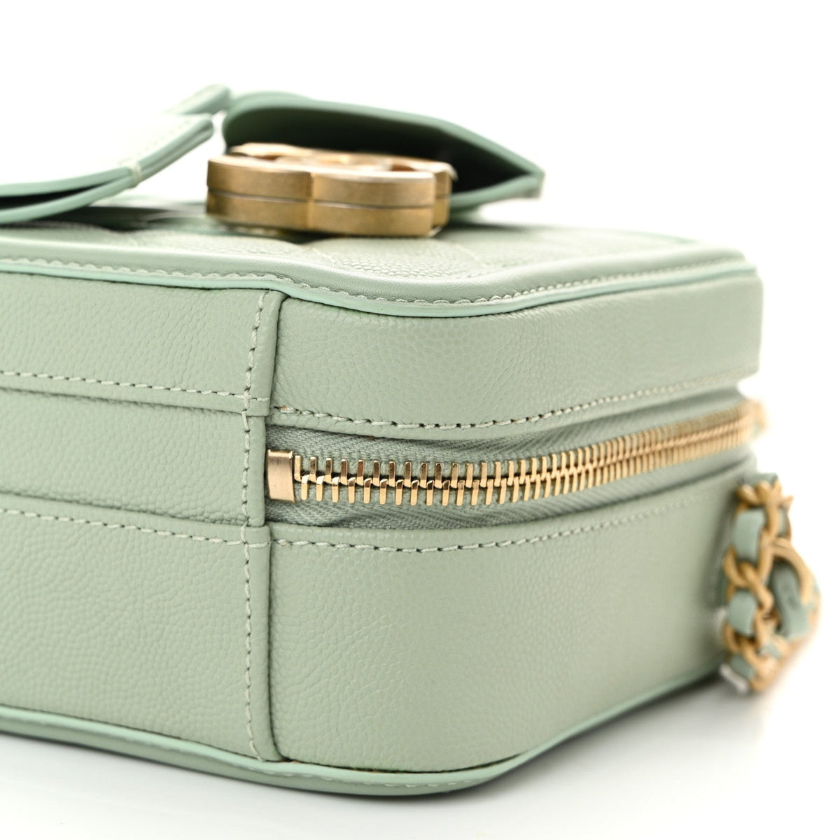Caviar Quilted Small CC Filigree Vanity Case Mint
